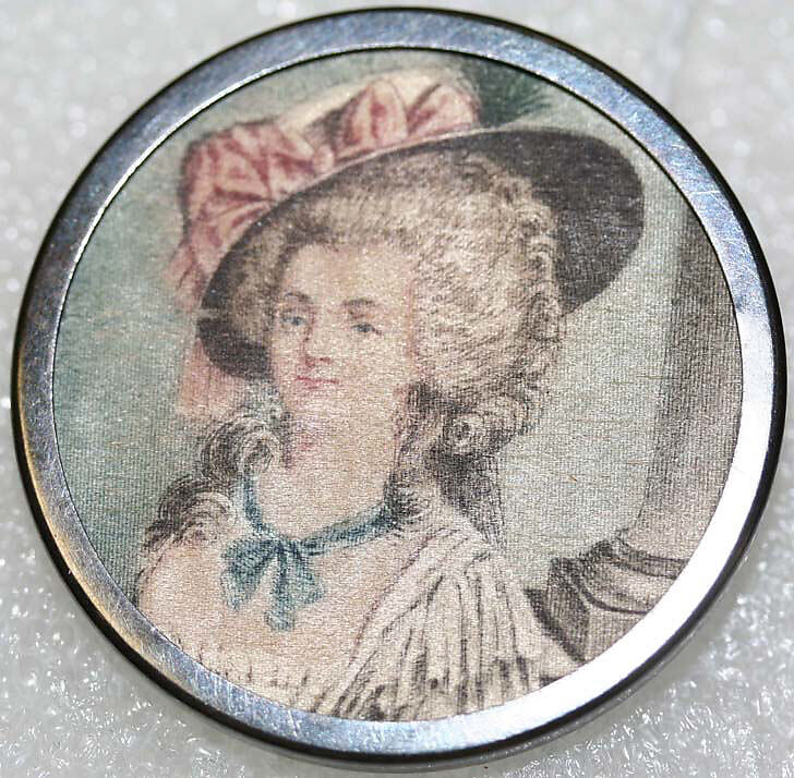 Button, glass, French