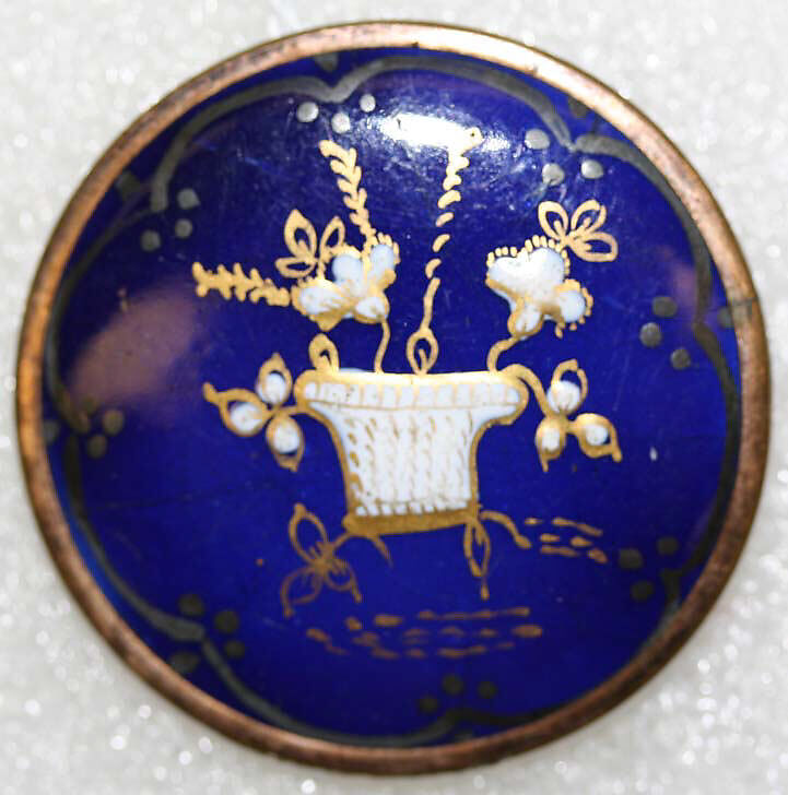 Button, [no medium available], French