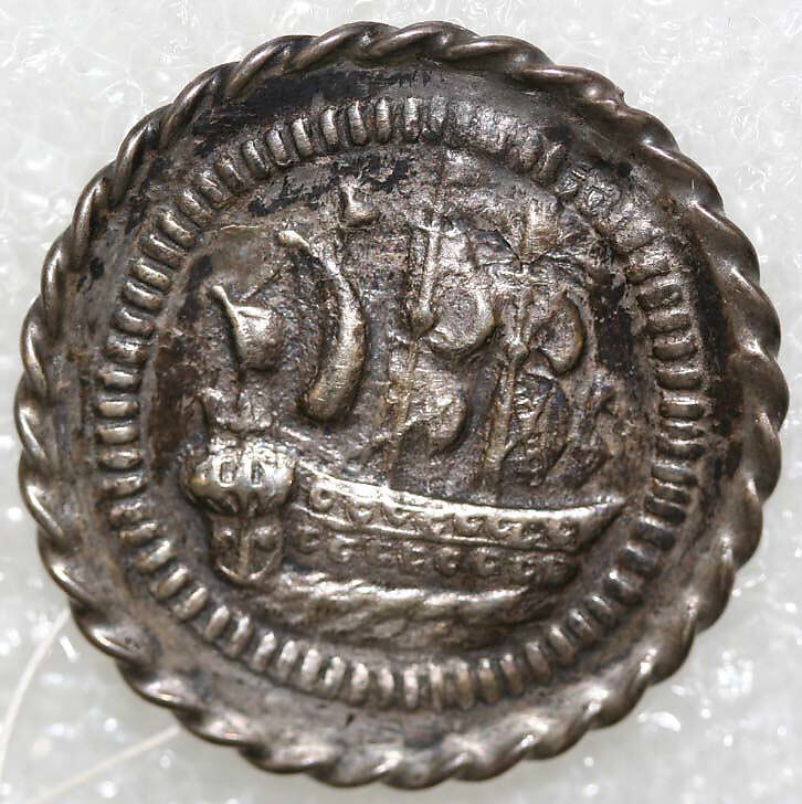 Button, metal, European