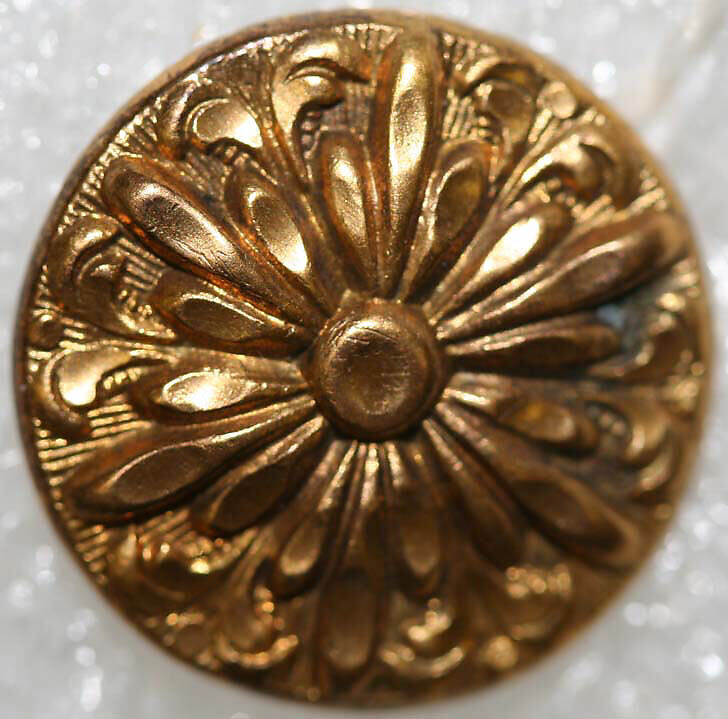 Button, metal, American or European