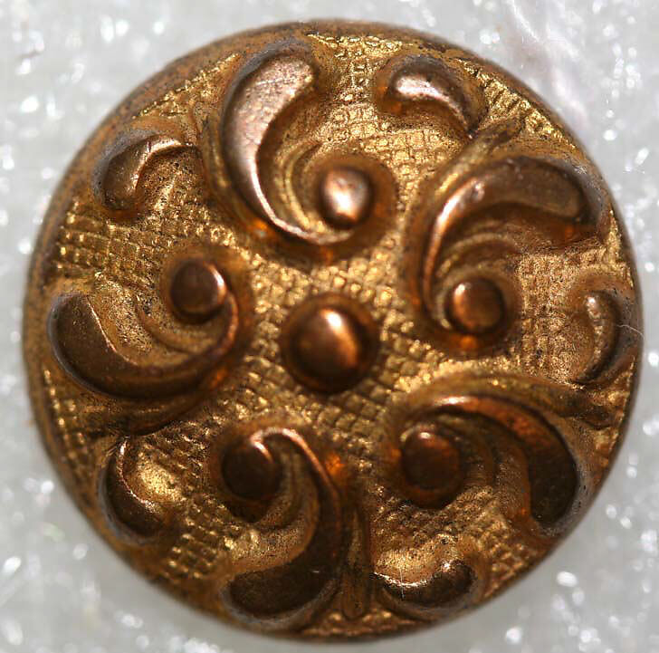 Button, metal, American or European