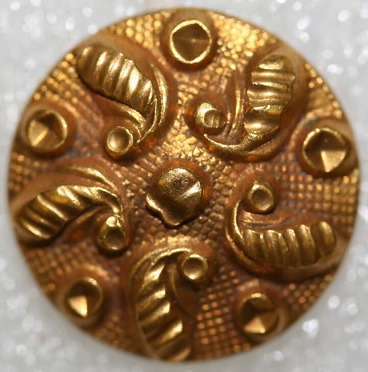 Button, metal, American or European