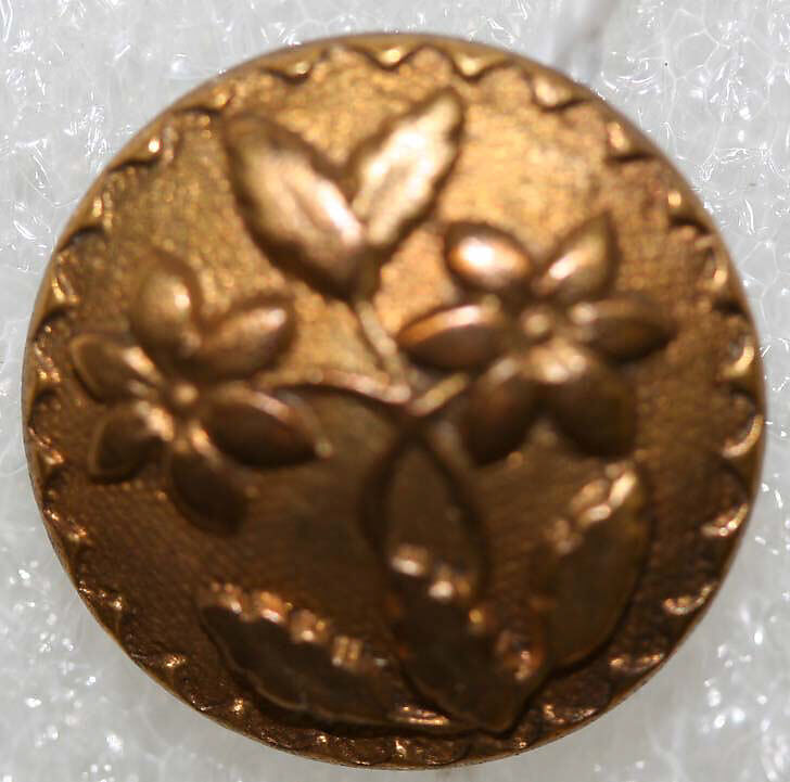 Button, metal, American or European