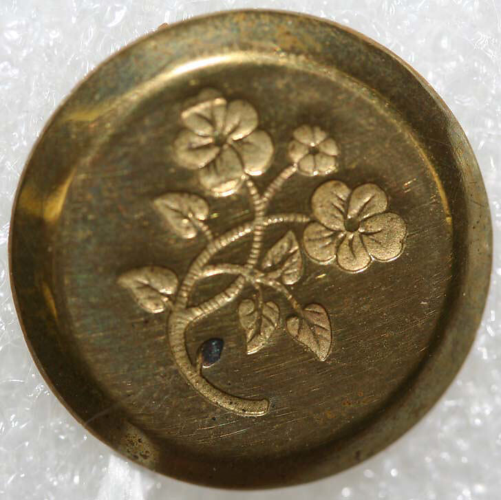 Button, metal, American or European