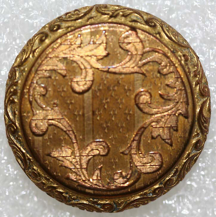 Button, metal, American or European