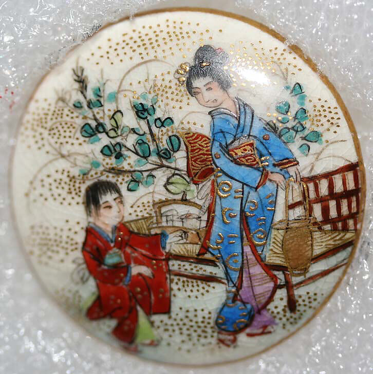 Button, porcelain, Japanese
