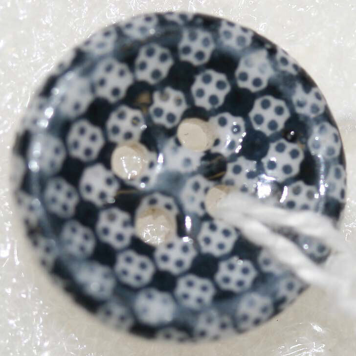 Button, china, British