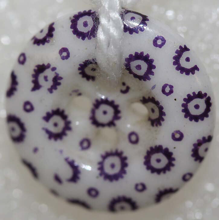 Button, china, British