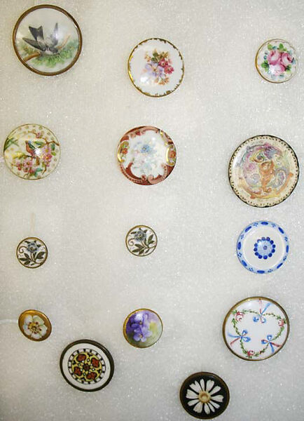 Button, porcelain, American or European 