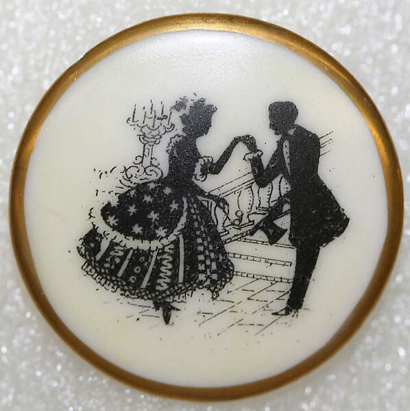 Button, porcelain, American or European