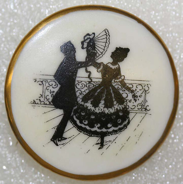 Button, porcelain, American or European