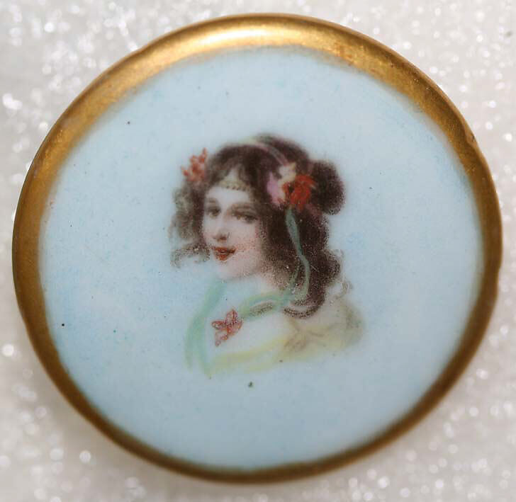 Button, porcelain, British