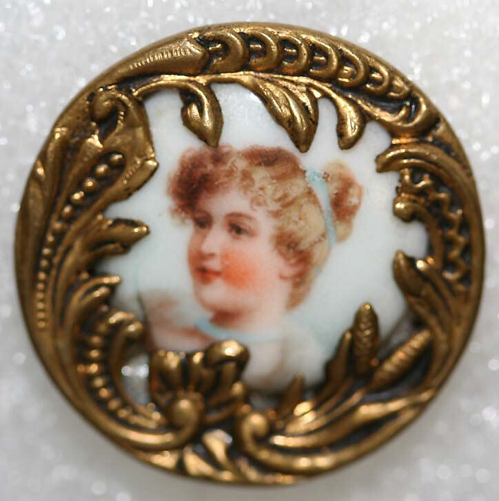 Button, porcelain, British
