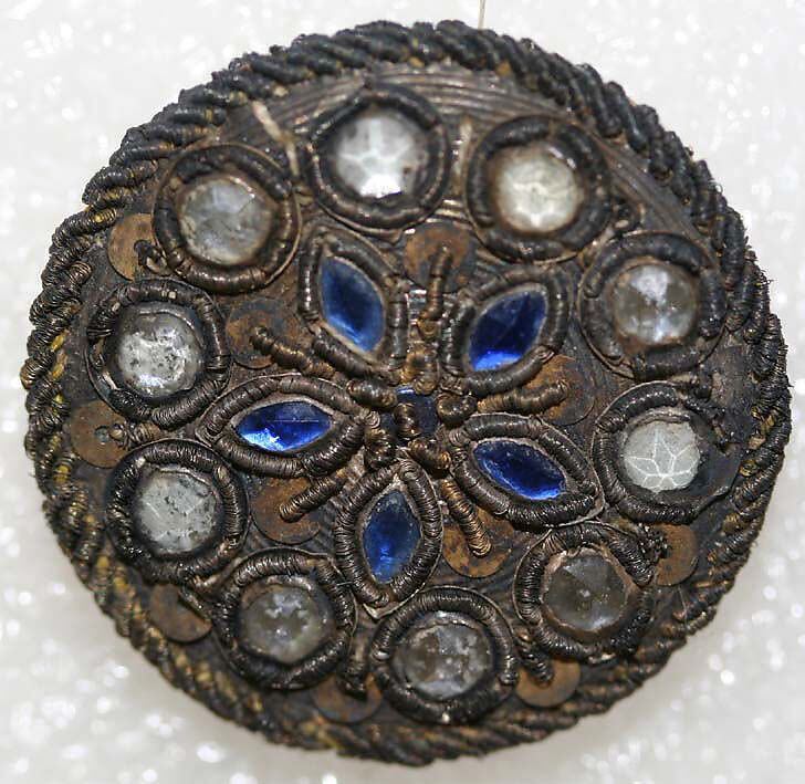 Button, [no medium available], American or European