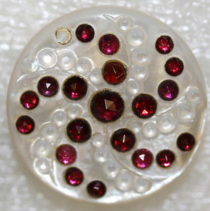 Button, [no medium available], American or European