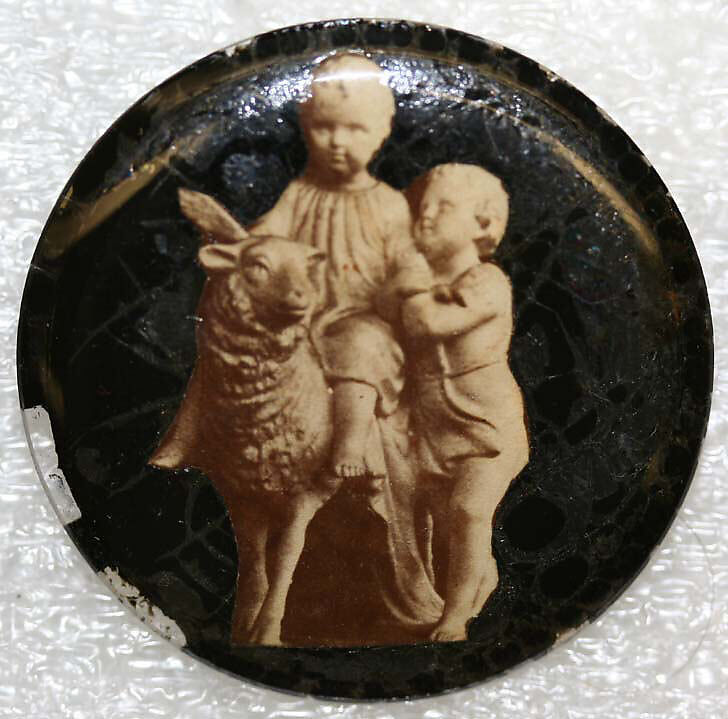 Button, [no medium available], American or European