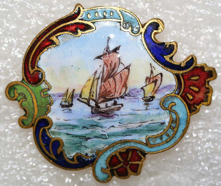 Button, [no medium available], American or European