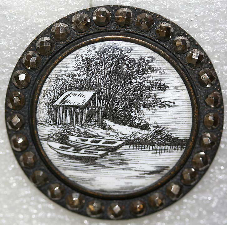 Button, [no medium available], American or European