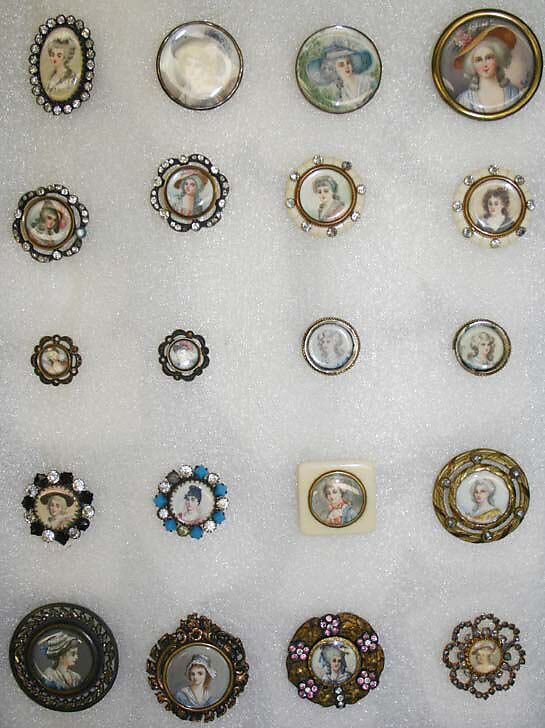 Button, ivory, rhinestones, metal, French 