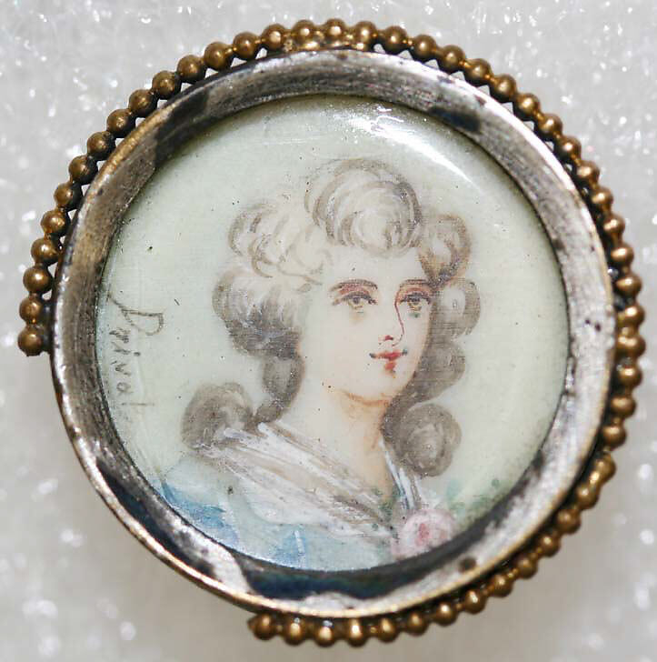 Button, ivory, rhinestones, metal, French