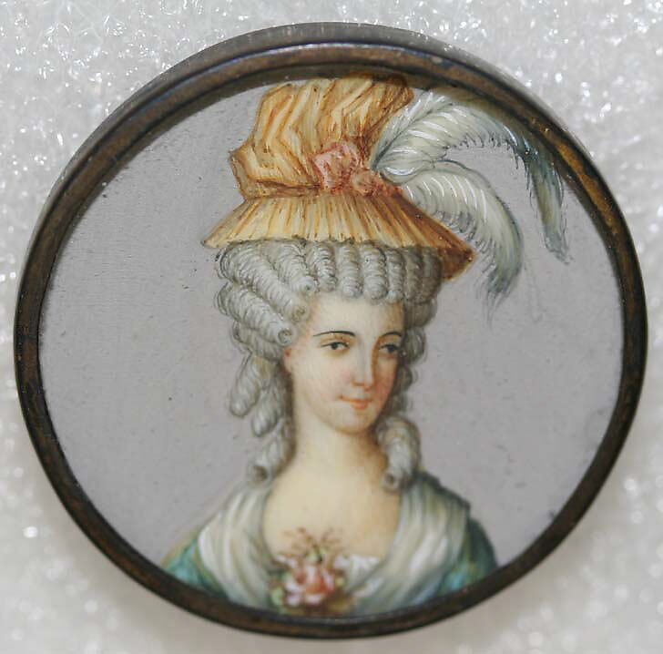 Button, ivory, rhinestones, metal, French