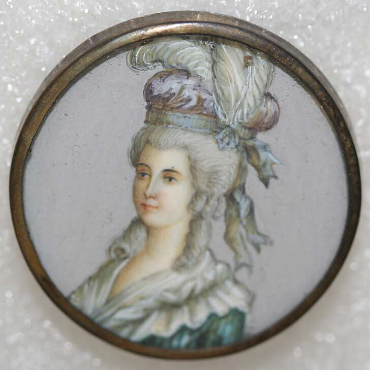 Button, ivory, rhinestones, metal, French