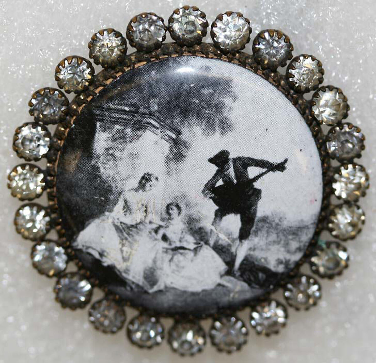 Button, enamel, French