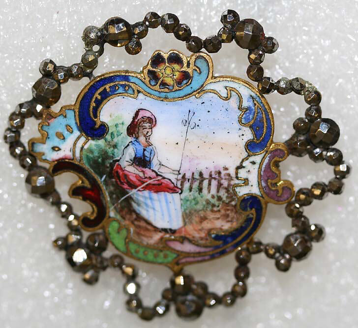 Button, enamel, French