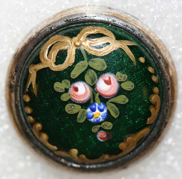 Button, enamel, French