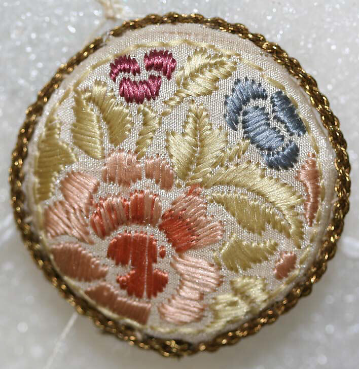 Button, [no medium available], American or European