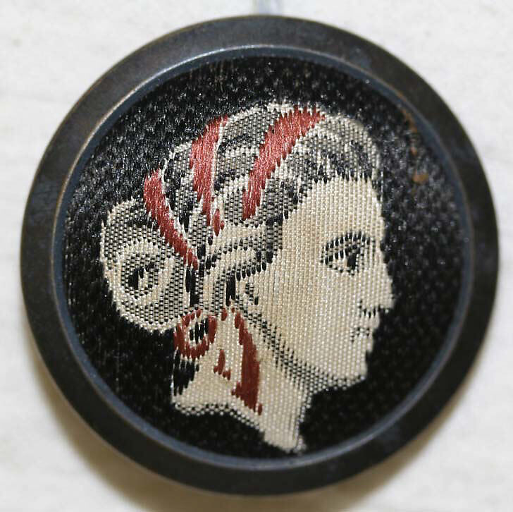 Button, [no medium available], American or European