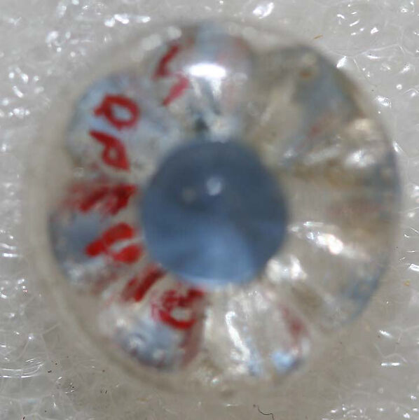 Button, glass, American or European