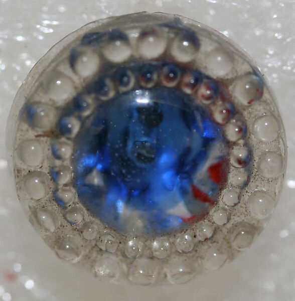 Button, glass, American or European