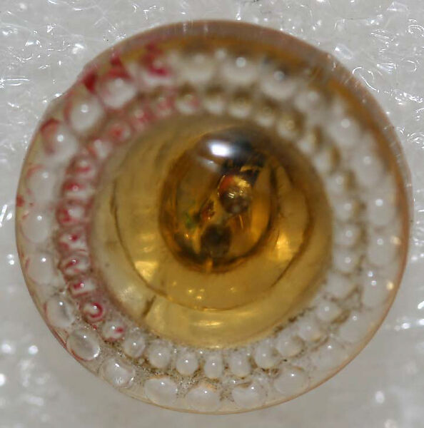Button, glass, American or European
