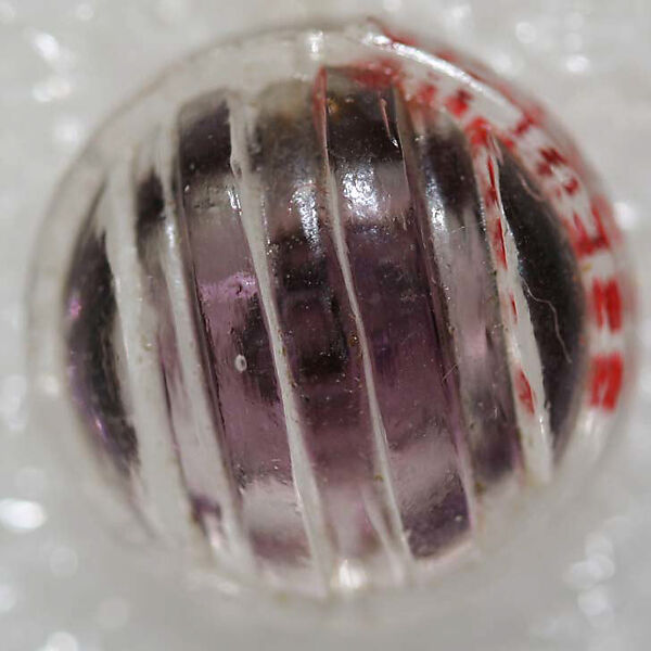 Button, glass, American or European
