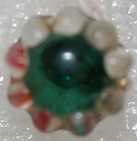 Button, glass, American or European