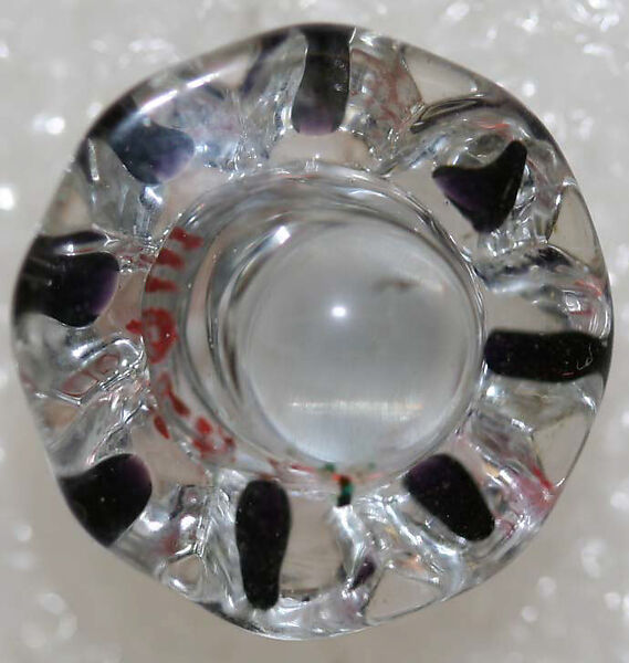 Button, glass, American or European