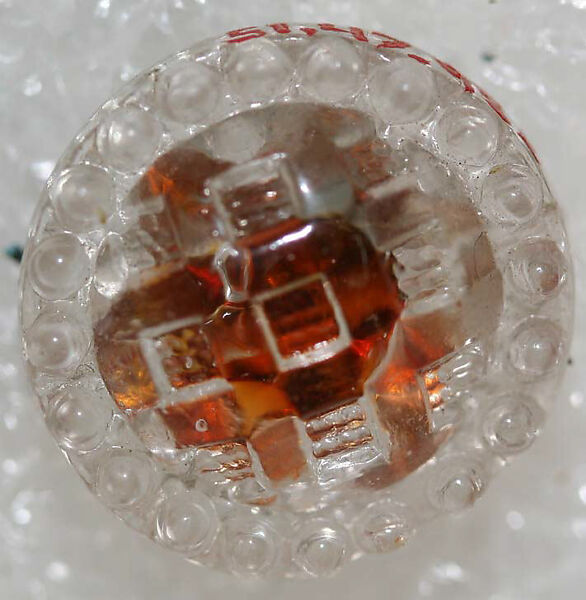 Button, glass, American or European