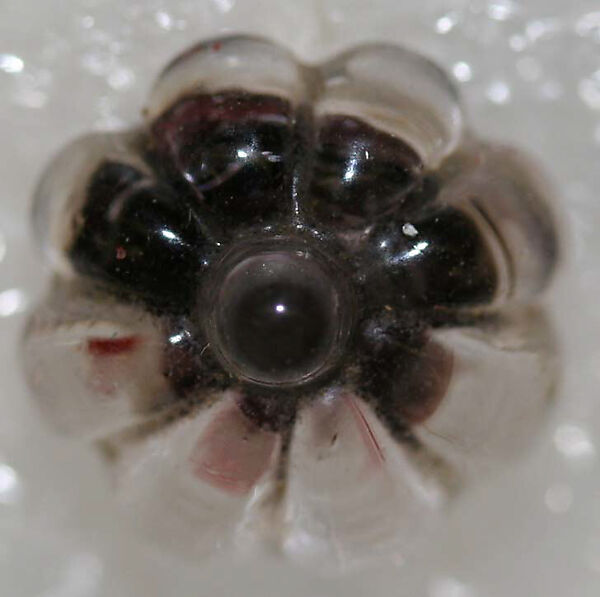 Button, glass, American or European