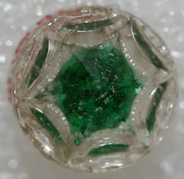 Button, glass, American or European