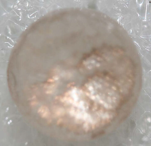 Button, glass, American or European