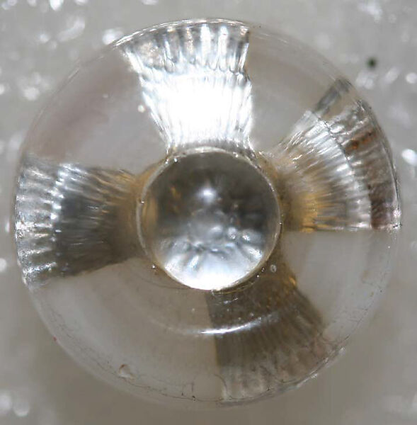 Button, glass, American or European