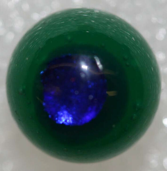 Button, glass, American or European