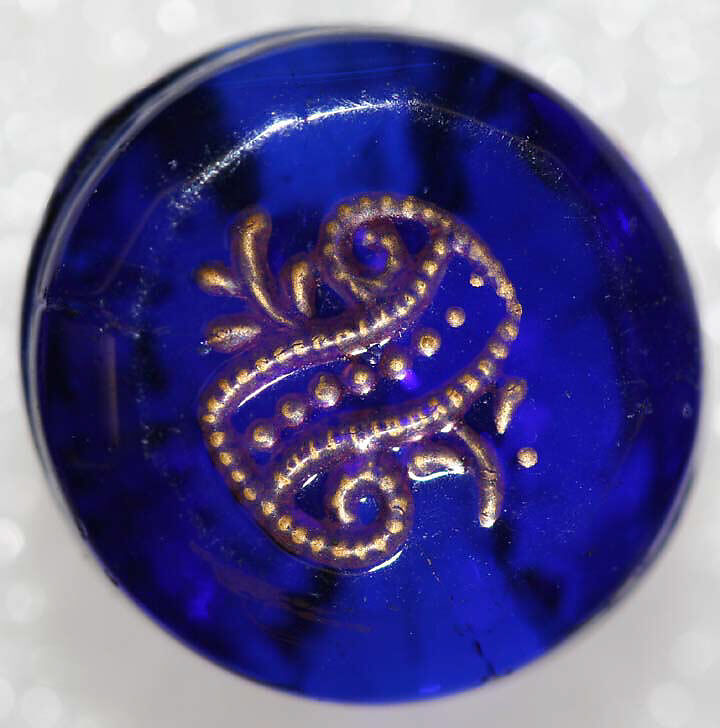 Button, glass, American or European