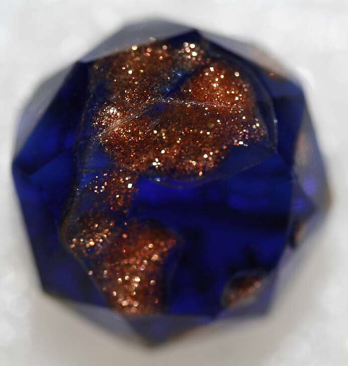 Button, glass, American or European