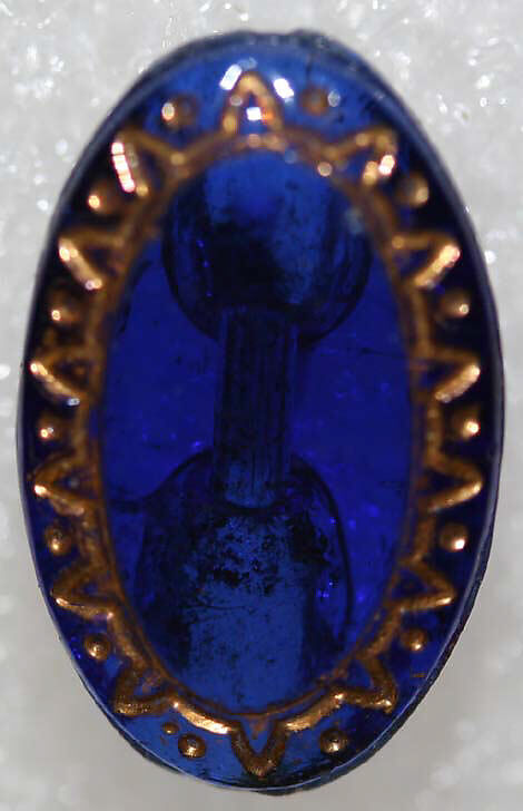 Button, glass, American or European