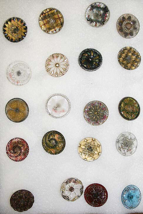 Button, glass, American or European 