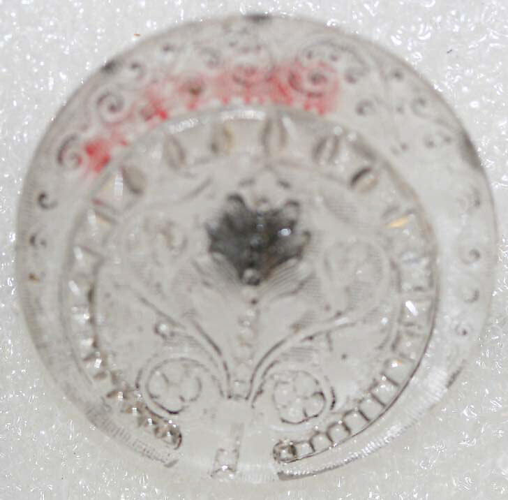 Button, glass, American or European