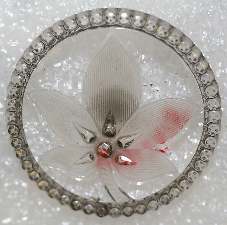 Button, glass, American or European
