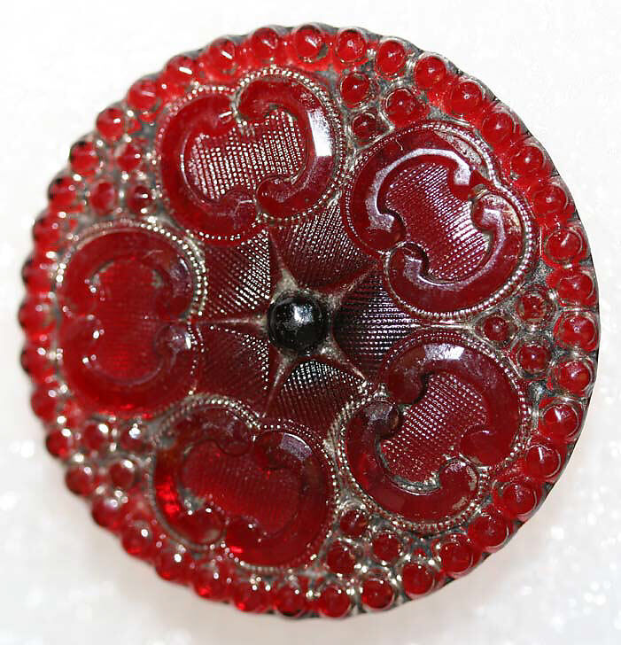 Button, glass, American or European